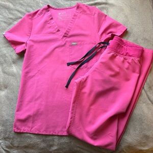 Figs Scrubs Set - Electric Orchid